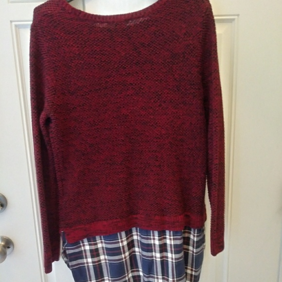 Sweater - Picture 3 of 4